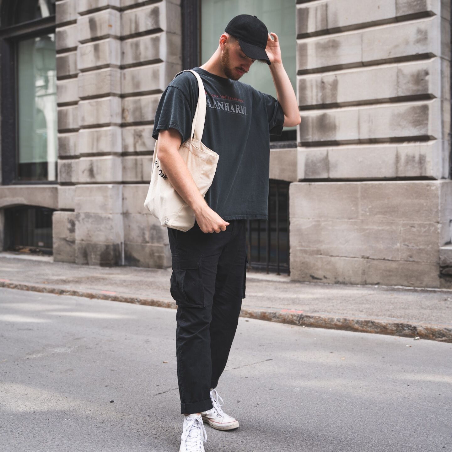 Look Fabulous in Your Cargo Pants: Tips for Tall Guys